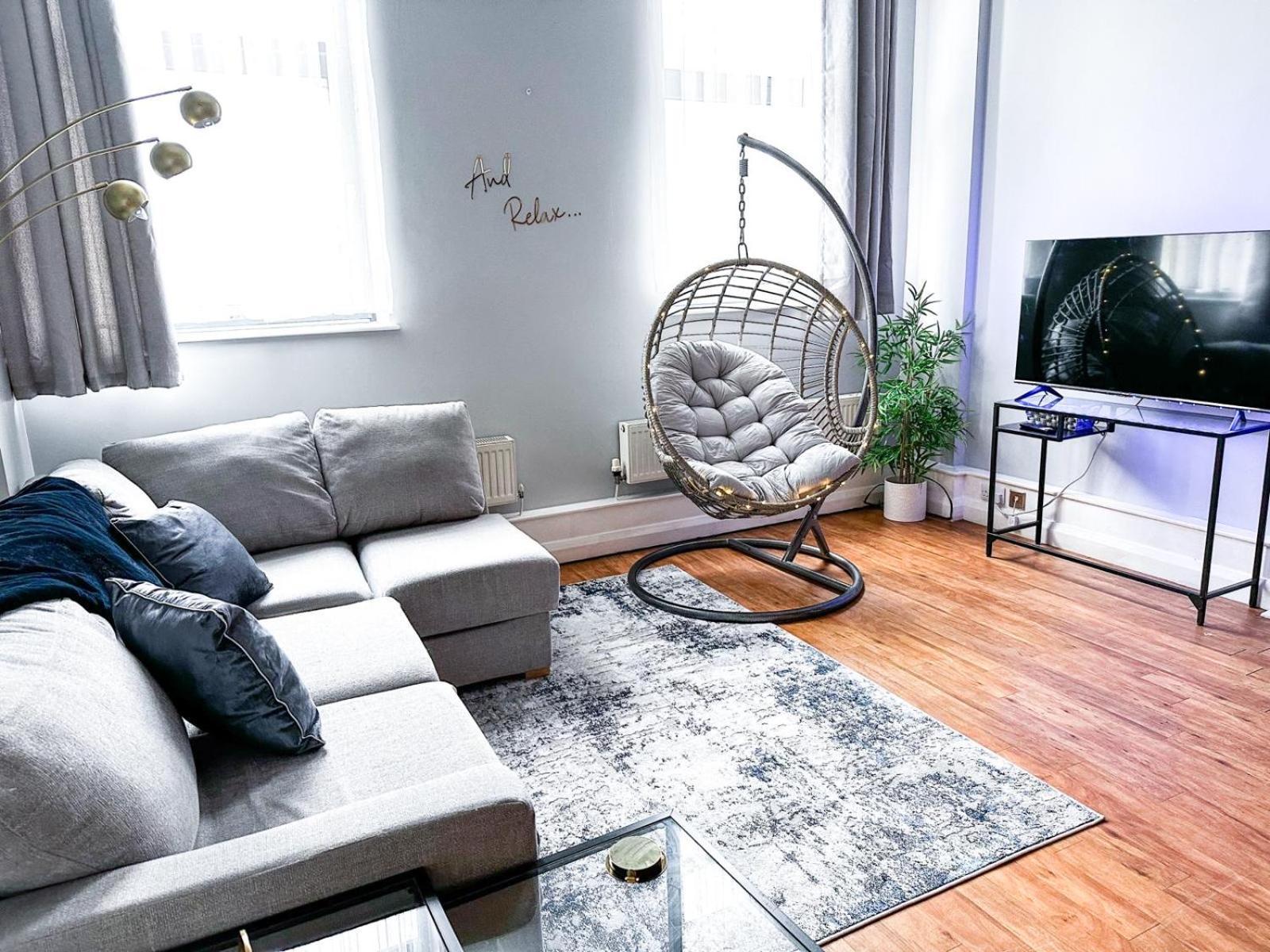 Nottingham City Centre Apartment ! - Parking Available Exterior photo